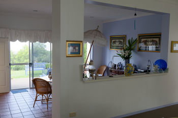 Ninderry Manor Luxury Retreat - New Castle Holiday 1