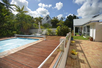 Ninderry Manor Luxury Retreat - New Castle Holiday 4