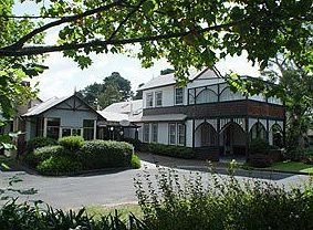 La Maison Boutique - New Castle Holiday 4