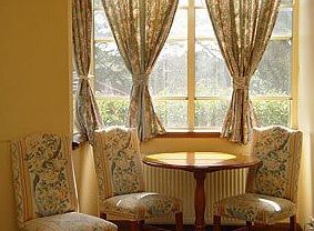 La Maison Boutique - New Castle Holiday 5