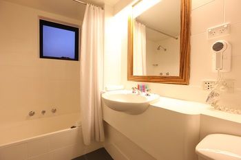 Abey Hotel - New Castle Holiday 12