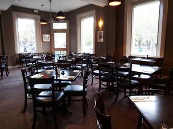 Naughtons Parkville Hotel - New Castle Holiday 14