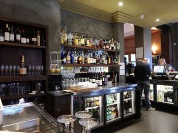 Naughtons Parkville Hotel - New Castle Holiday 16