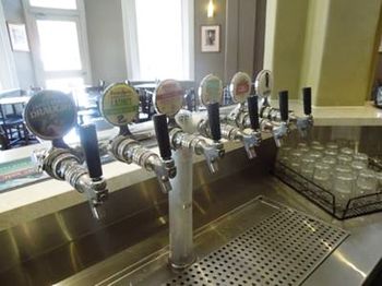 Naughtons Parkville Hotel - New Castle Holiday 19