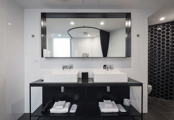 Ovolo 1888 Darling Harbour - New Castle Holiday 13