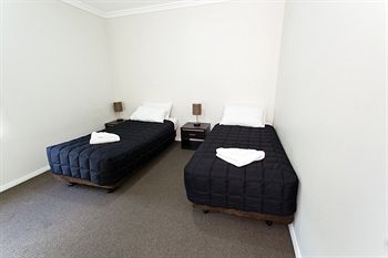 Bluegum Apartments - New Castle Holiday 3
