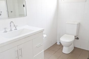 Bluegum Apartments - New Castle Holiday 6