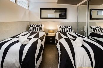 Bluegum Apartments - New Castle Holiday 9