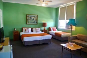 Vine Valley Inn - New Castle Holiday 64