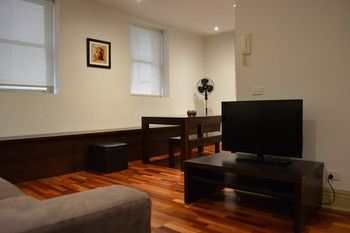 Melbourne City Stays - New Castle Holiday 49