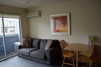 Melbourne City Stays - New Castle Holiday 80