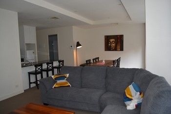 Melbourne City Stays - New Castle Holiday 81