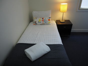 Melbourne City Stays - New Castle Holiday 83