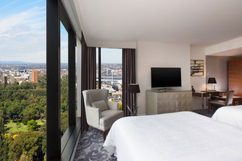 Sheraton Melbourne Hotel - New Castle Holiday 2