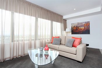 ALT Tower Serviced Apartments - New Castle Holiday 6