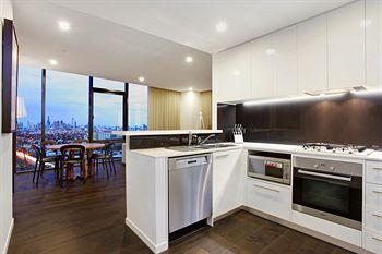 ALT Tower Serviced Apartments - New Castle Holiday 7