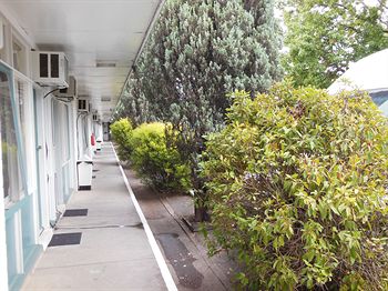 Ringwood Motel - New Castle Holiday 8