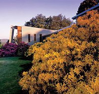 CountryPlace - New Castle Holiday