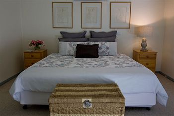 CountryPlace - New Castle Holiday 4