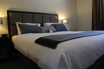 Riverside Oaks Golf Resort - New Castle Holiday 3