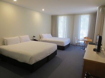 Dingley International Hotel - New Castle Holiday 6