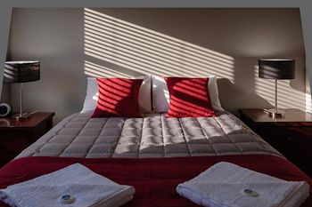 Everton Apartments - New Castle Holiday 5