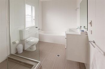 Everton Apartments - New Castle Holiday 21