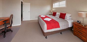 Everton Apartments - New Castle Holiday 22