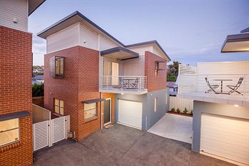 Everton Apartments - New Castle Holiday 34