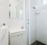 Colyton Hotel - New Castle Holiday