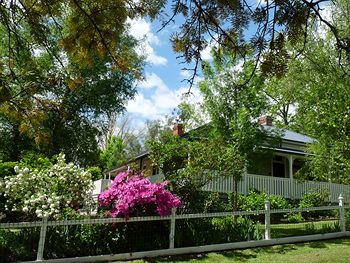 Brentwood Accommodation - New Castle Holiday 9