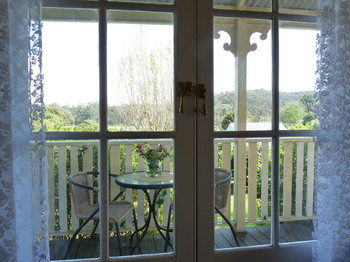 Brentwood Accommodation - New Castle Holiday 20