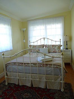 Brentwood Accommodation - New Castle Holiday 22