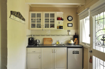 Brentwood Accommodation - New Castle Holiday 38