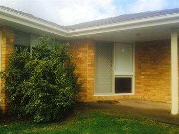 Australian Home Away @ East Doncaster Andersons Creek 1 - New Castle Holiday 7