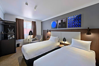 Quality Hotel CKS Sydney Airport - New Castle Holiday 2