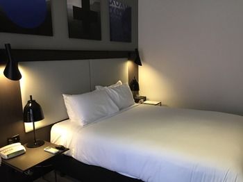 Quality Hotel CKS Sydney Airport - New Castle Holiday 8