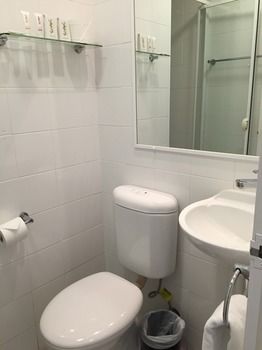 Quality Hotel CKS Sydney Airport - New Castle Holiday 9