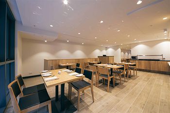 Brady Hotels - New Castle Holiday 6