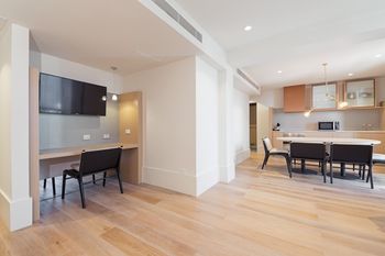 Brady Hotels - New Castle Holiday 22