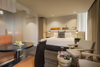 Brady Hotels - New Castle Holiday 28