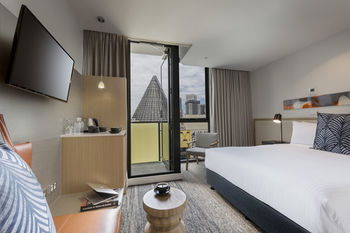 Brady Hotels - New Castle Holiday 29