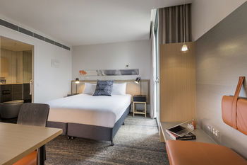 Brady Hotels - New Castle Holiday 35