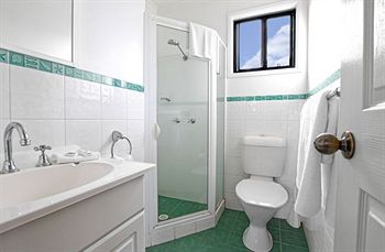 South Coast Retreat - New Castle Holiday 2