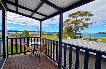South Coast Retreat - New Castle Holiday 5