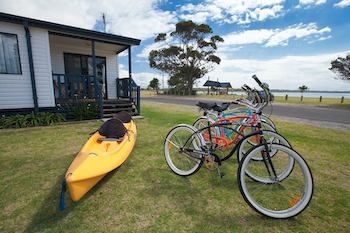 South Coast Retreat - New Castle Holiday 18
