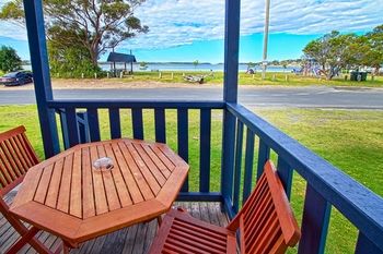 South Coast Retreat - New Castle Holiday 42