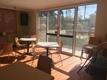 Ibis Budget Casula Liverpool - New Castle Holiday 5