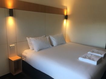 Ibis Budget Casula Liverpool - New Castle Holiday 8