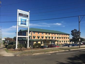 Ibis Budget Casula Liverpool - New Castle Holiday 18